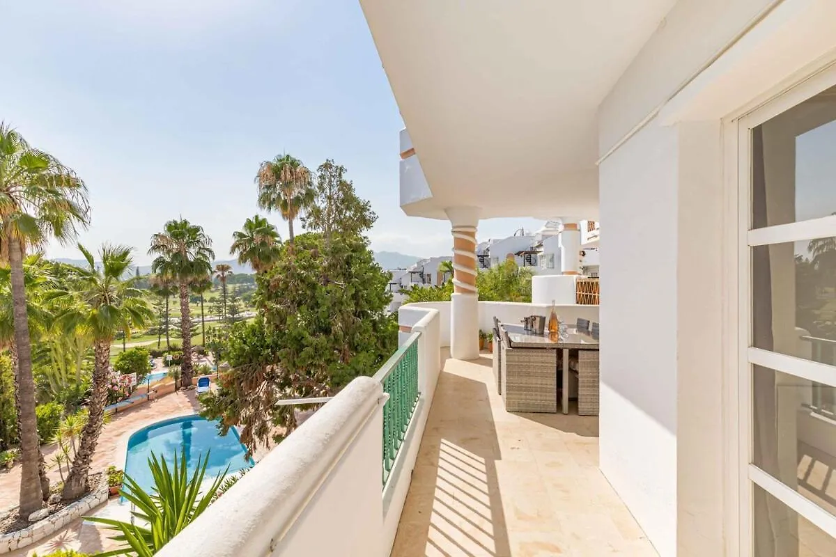 Stylish One Bed Apartment At Matchroom Country Club Fuengirola España